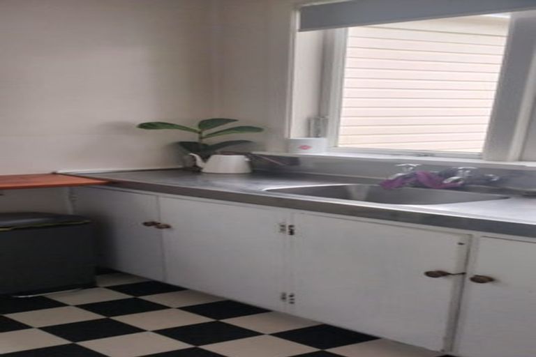 Photo of property in 13 Roy Street, Newtown, Wellington, 6021