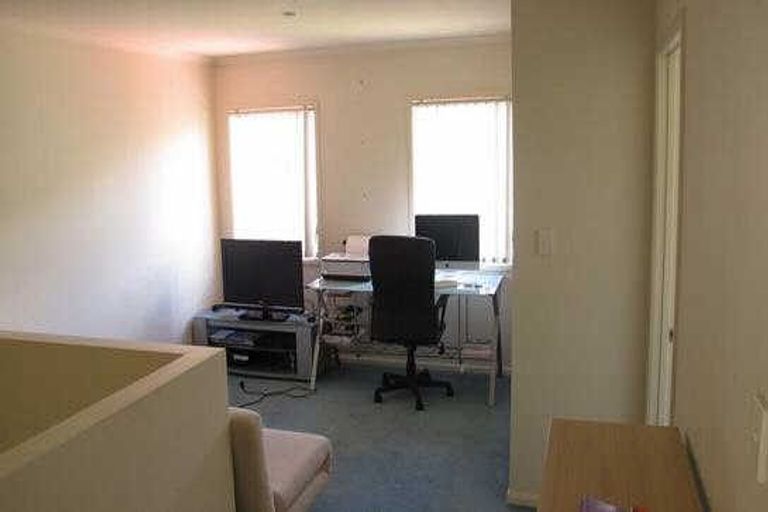 Photo of property in 30 Mahoney Drive, Albany, Auckland, 0632