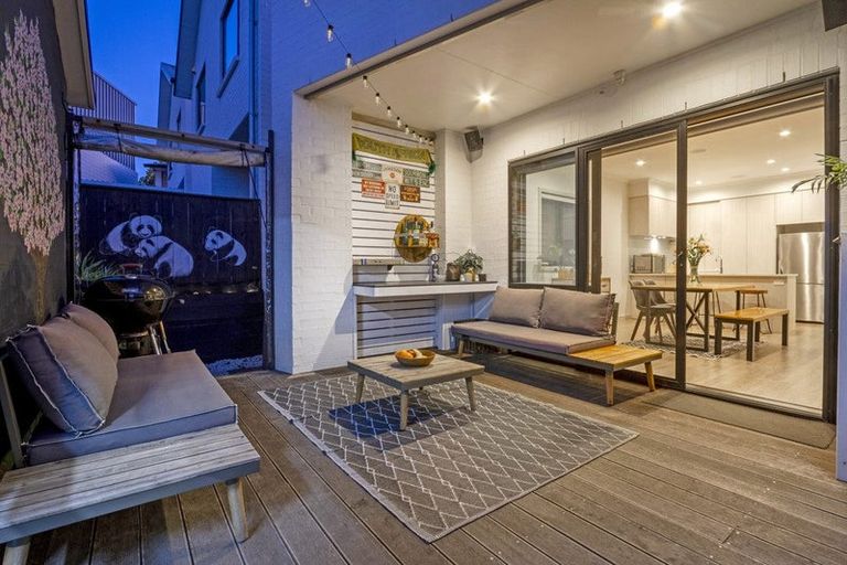 Photo of property in 7 Frances Bryers Road, Hobsonville, Auckland, 0616