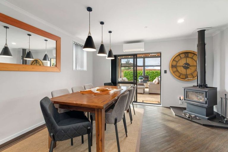 Photo of property in 52 Kaiwaka Road, Waiuku, 2123