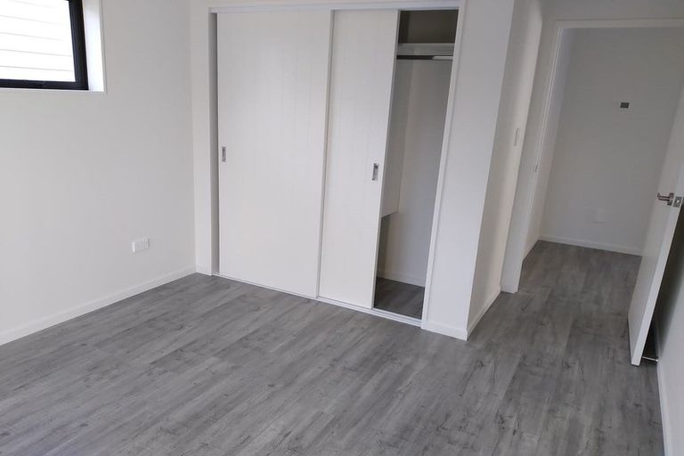 Photo of property in 35d Laurie Avenue, Papakura, 2110