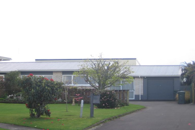 Photo of property in 4 Rameses Place, Pomare, Rotorua, 3015