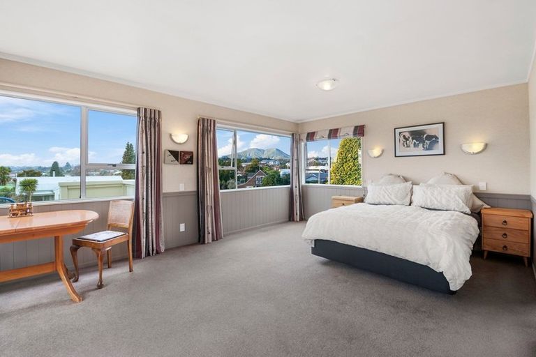 Photo of property in 11 Hyde Avenue, Richmond Heights, Taupo, 3330