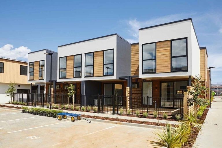 Photo of property in 3/2 Parson Lane, Papatoetoe, Auckland, 2025