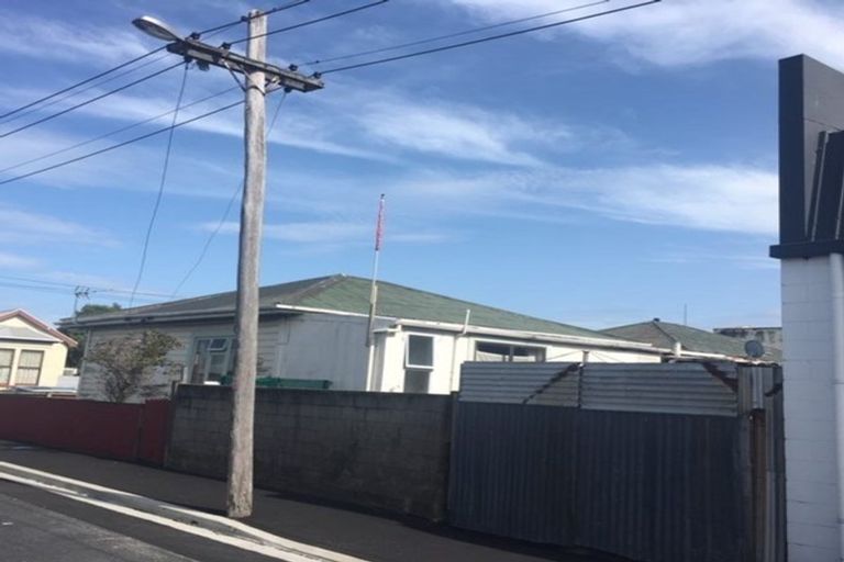 Photo of property in 55 Reid Road, South Dunedin, Dunedin, 9012