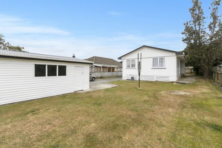 Photo of property in 26 Castlerea Street, Wainuiomata, Lower Hutt, 5014