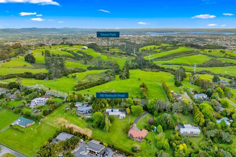 Photo of property in 190 Redoubt Road, Flat Bush, Auckland, 2019