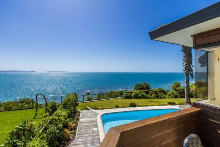 Photo of property in 1 Gilberd Place, Torbay, Auckland, 0630