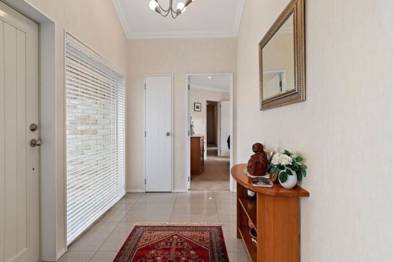 Photo of property in 2 Popata Close, Papamoa Beach, Papamoa, 3118