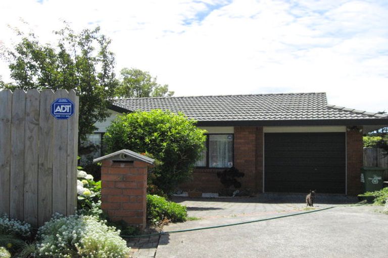 Photo of property in 21 Koru Street, Mangere Bridge, Auckland, 2022