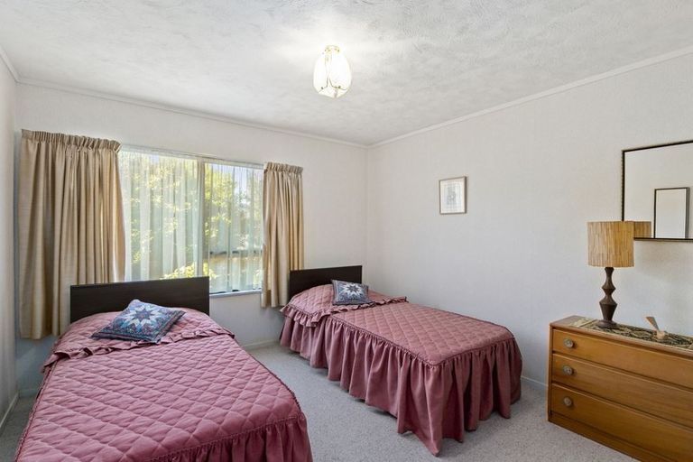 Photo of property in 5 Cedar Drive, Paraparaumu Beach, Paraparaumu, 5032