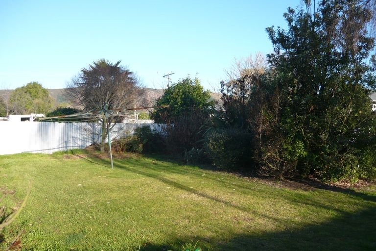 Photo of property in 21 Harris Street, Waimate, 7924