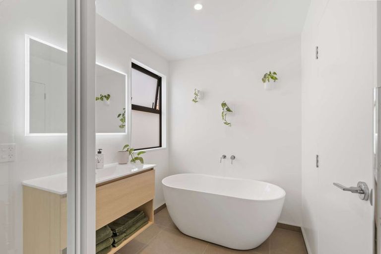 Photo of property in 62 Katania Heights, Brightwater, 7022