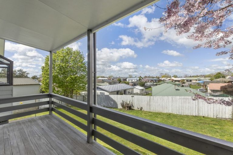 Photo of property in 21 Bartholomew Drive, Nawton, Hamilton, 3200