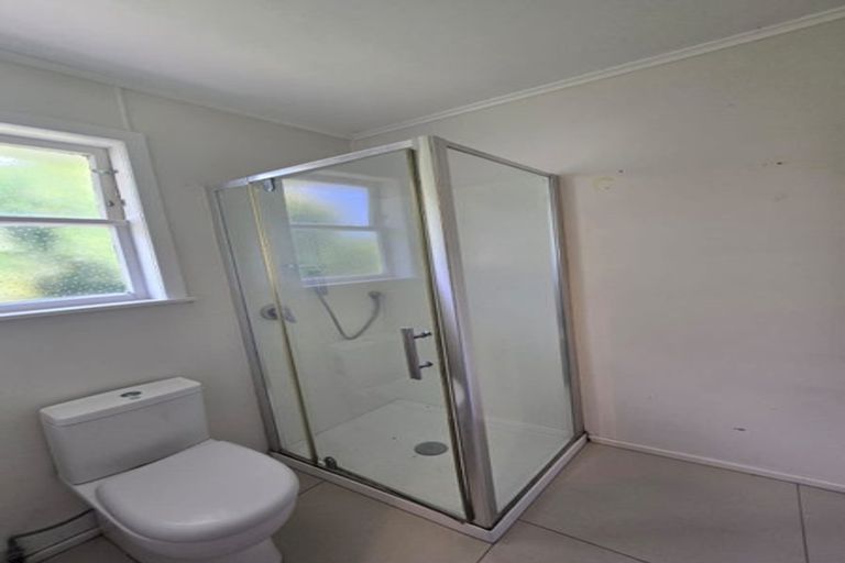 Photo of property in 155 Gossamer Drive, Pakuranga Heights, Auckland, 2010
