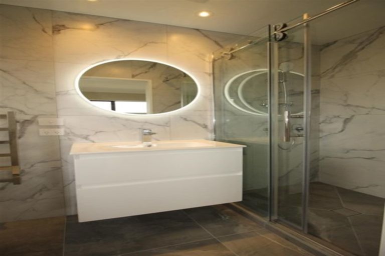 Photo of property in 37 Papareia Road, Karaka, Papakura, 2113