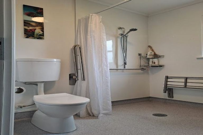 Photo of property in 11 Graham Street, Porangahau, 4293