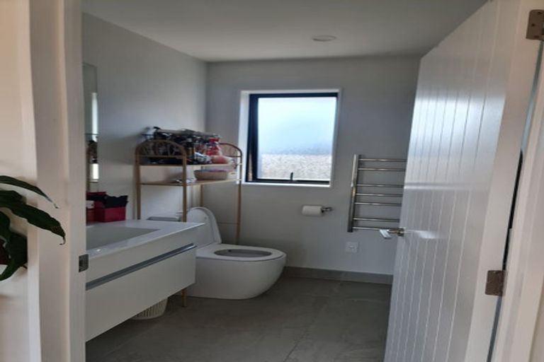 Photo of property in 14 Orchiston Way, Lincoln, 7608