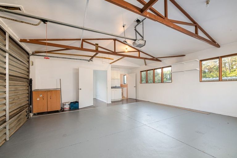 Photo of property in 14 Alidade Place, Massey, Auckland, 0614