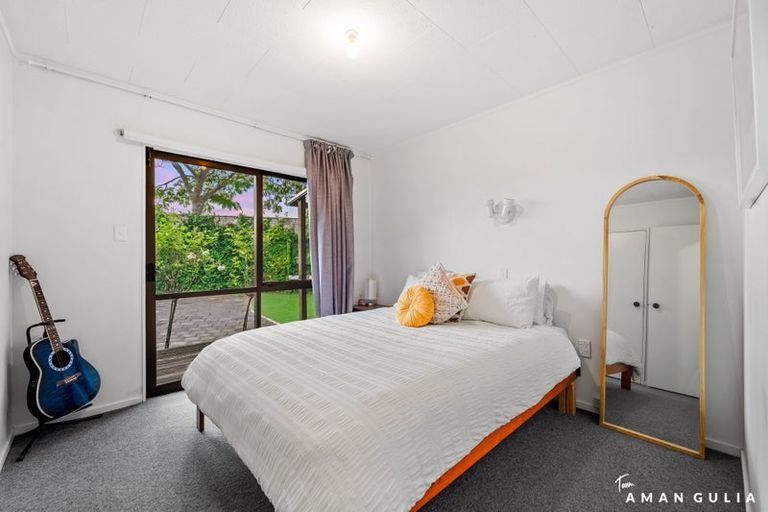 Photo of property in 2/30 Seymour Road, Sunnyvale, Auckland, 0612