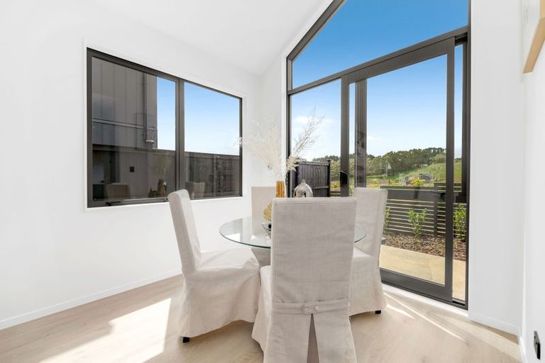 Photo of property in 15 Aituaa Road, Pukekohe, 2120