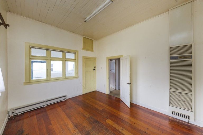 Photo of property in 141 Church Street, West End, Palmerston North, 4412
