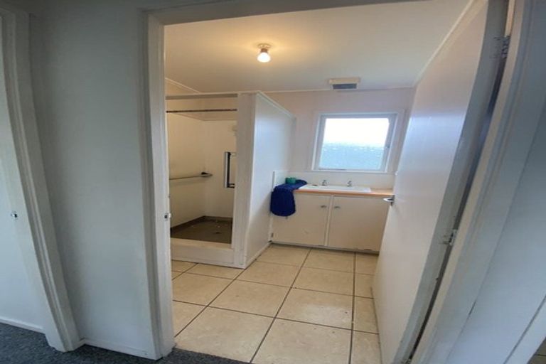 Photo of property in 2/3 Kita Road, Manurewa, Auckland, 2102