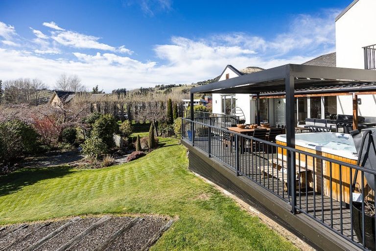 Photo of property in 17 Orchard Grove, East Taieri, Mosgiel, 9024