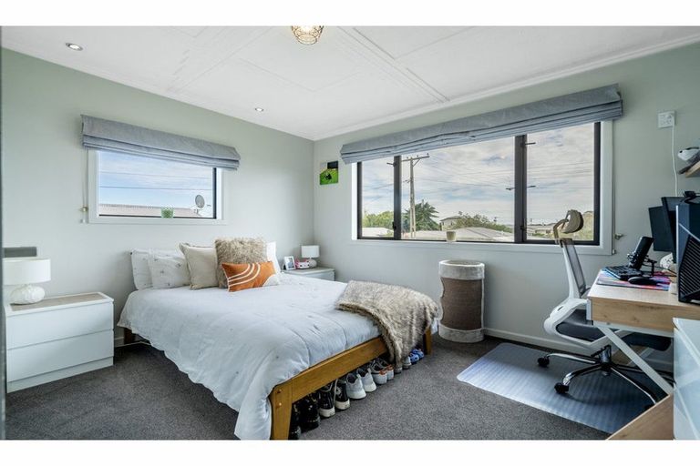 Photo of property in 23 Cargill Street, Waikiwi, Invercargill, 9810