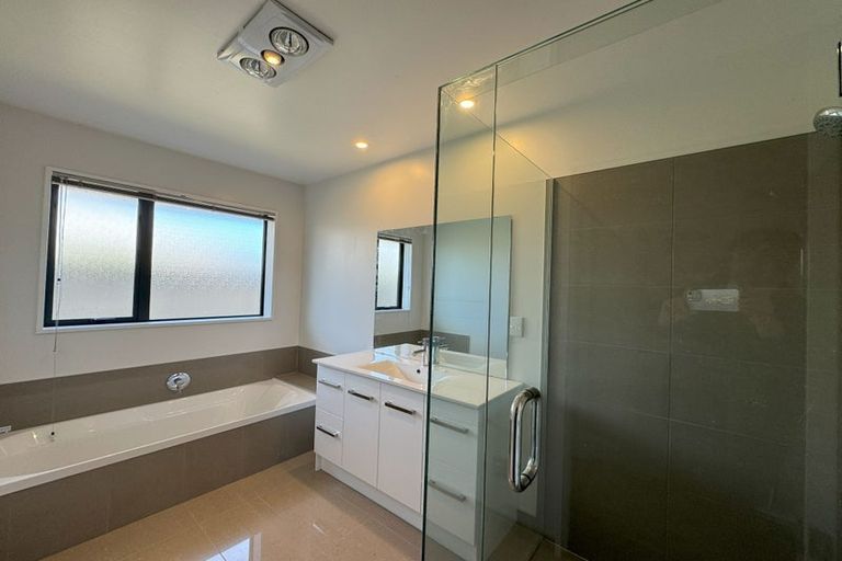 Photo of property in 75 Buckhurst Avenue, Wigram, Christchurch, 8042