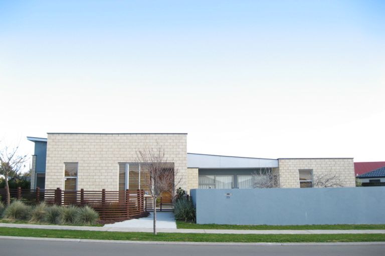 Photo of property in 35 Palmbrook Avenue, Havelock North, 4130