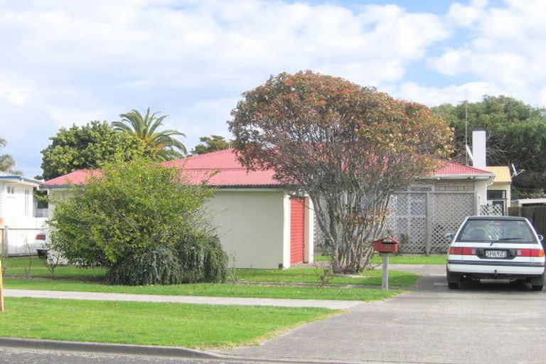 Photo of property in 22 Macville Road, Mount Maunganui, 3116