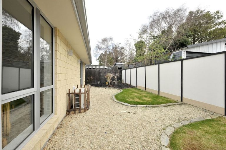 Photo of property in 4a Pinehurst Crescent, Russley, Christchurch, 8042