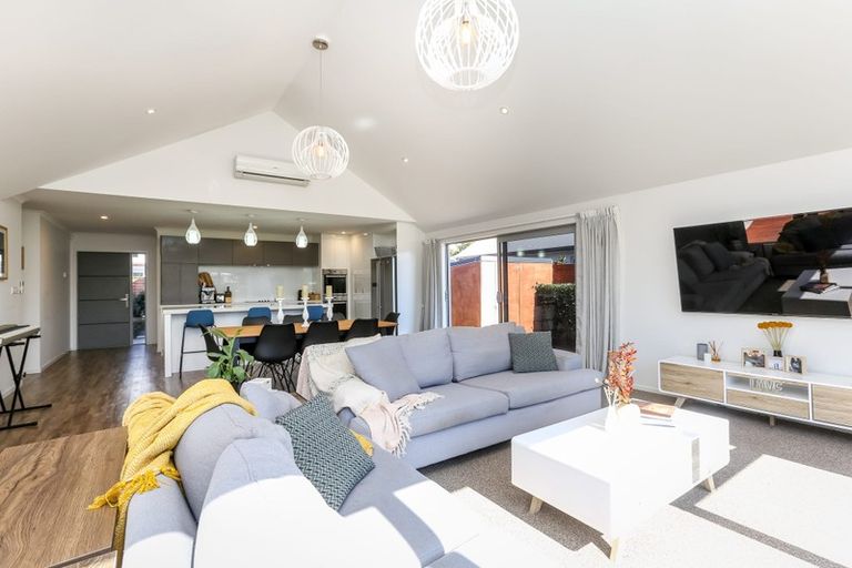 Photo of property in 2a Portland Drive, Highlands Park, New Plymouth, 4312