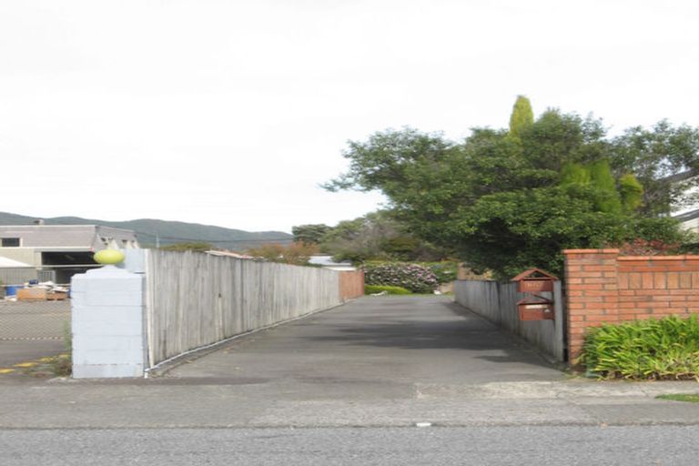 Photo of property in 90b Epuni Street, Epuni, Lower Hutt, 5011