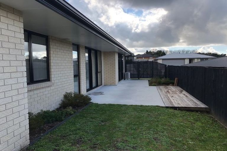 Photo of property in 36 Fairfax Crescent, Pyes Pa, Tauranga, 3112