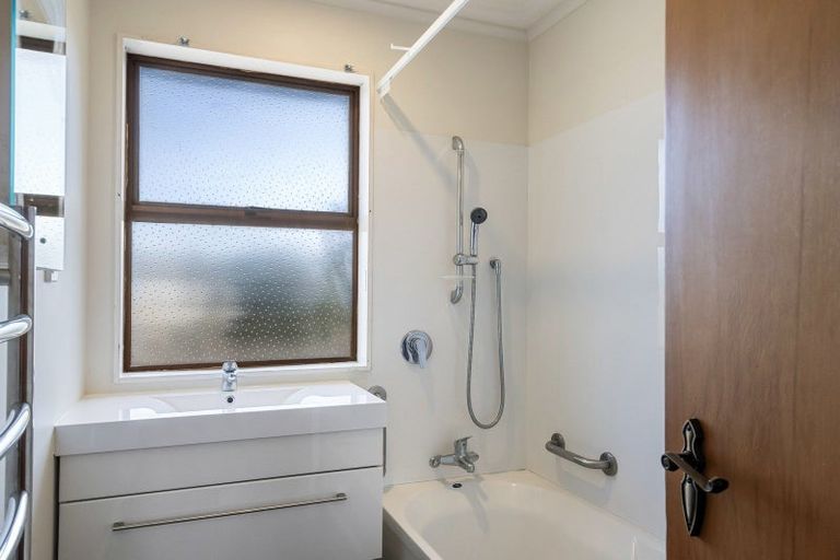 Photo of property in 10 Conway Street, Levin, 5510