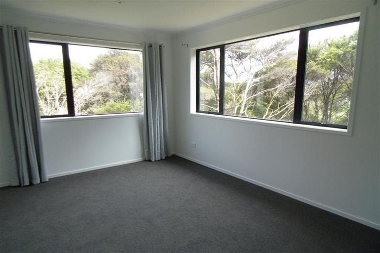 Photo of property in 341 Glenvar Road, Long Bay, Auckland, 0630