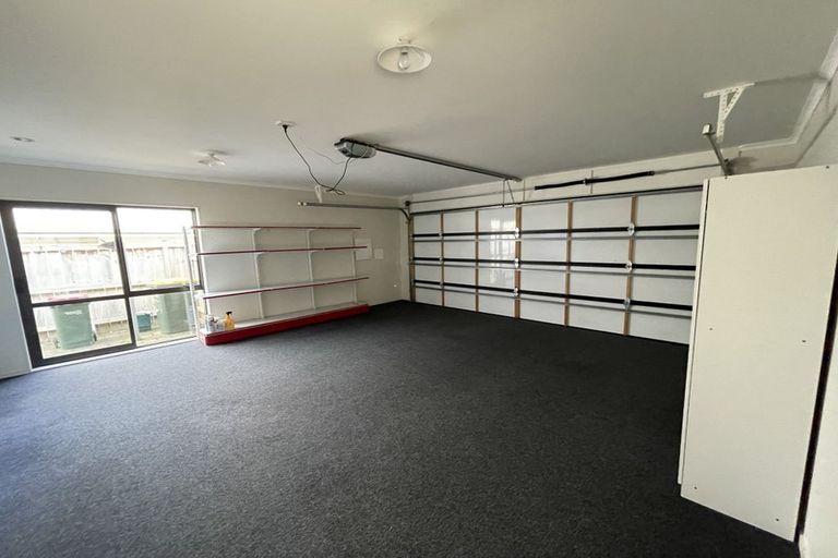 Photo of property in 35 Kuhanui Drive, Karaka, Papakura, 2113