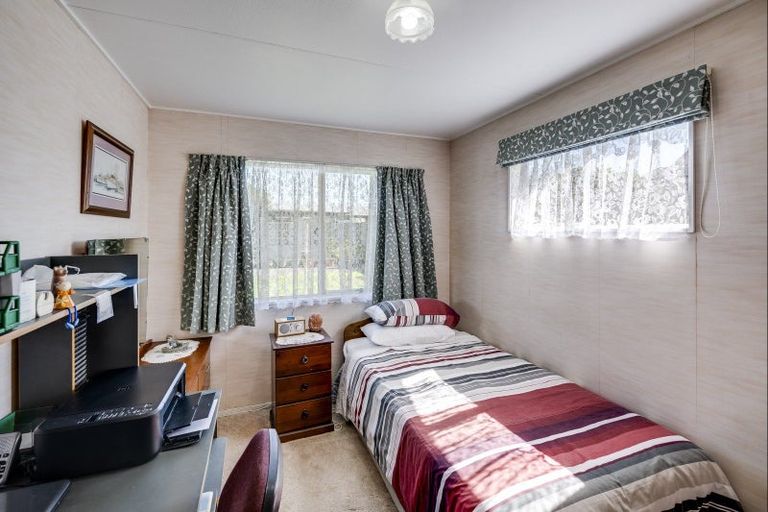 Photo of property in 38 Glamorgan Avenue, Tamatea, Napier, 4112