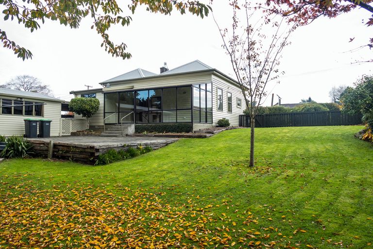 Photo of property in 43 Cox Street, Geraldine, 7930