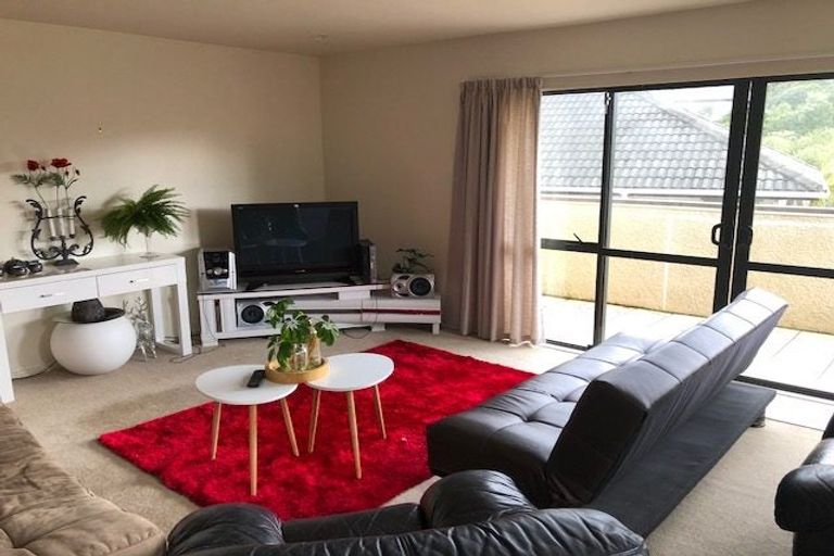 Photo of property in 17c Langana Avenue, Browns Bay, Auckland, 0630