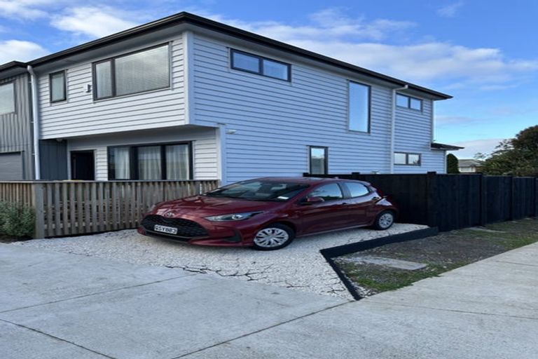 Photo of property in 48a Portadown Avenue, Pakuranga Heights, Auckland, 2010