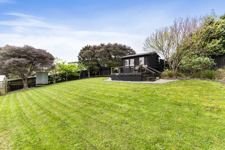 Photo of property in 14 Jenny Lane, Waiuku, 2123
