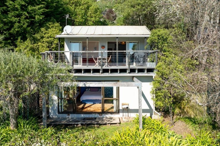 Photo of property in 279 Marine Drive, Charteris Bay, Lyttelton, 8971