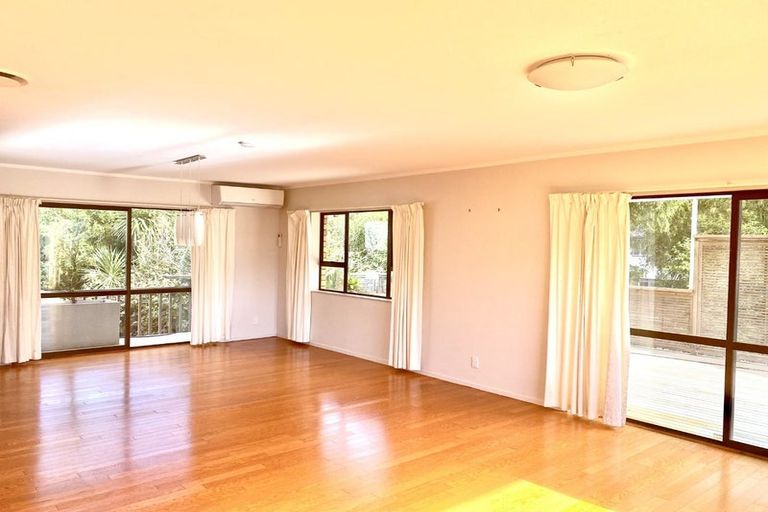 Photo of property in 49 Alexander Avenue, Torbay, Auckland, 0630
