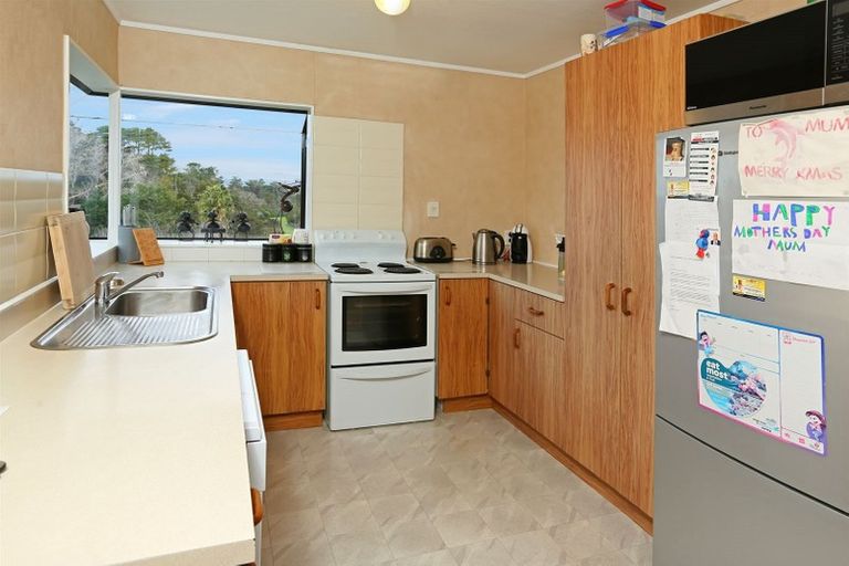 Photo of property in 7 Miriam Corban Heights, Henderson, Auckland, 0612