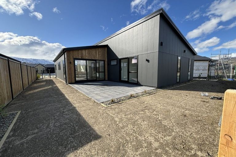 Photo of property in 8 Bragato Way, Cromwell, 9310