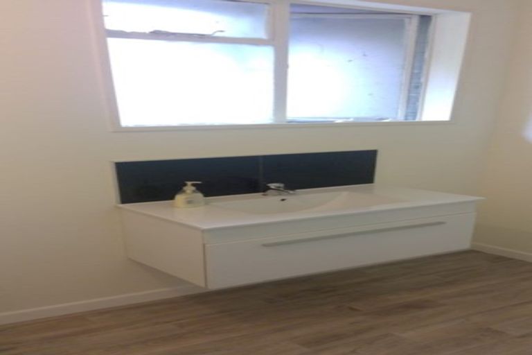 Photo of property in 6 Island View Road, Western Heights, Rotorua, 3015