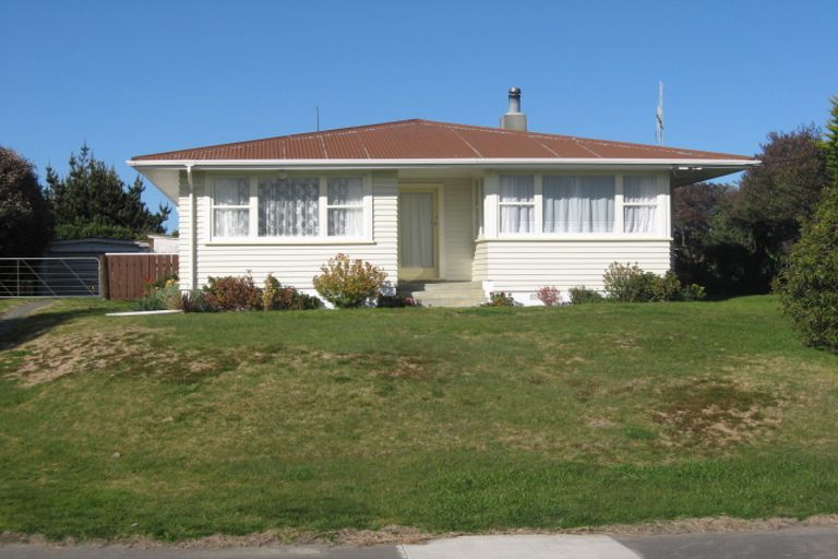 Photo of property in 579 Waitarere Beach Road, Waitarere Beach, Levin, 5510